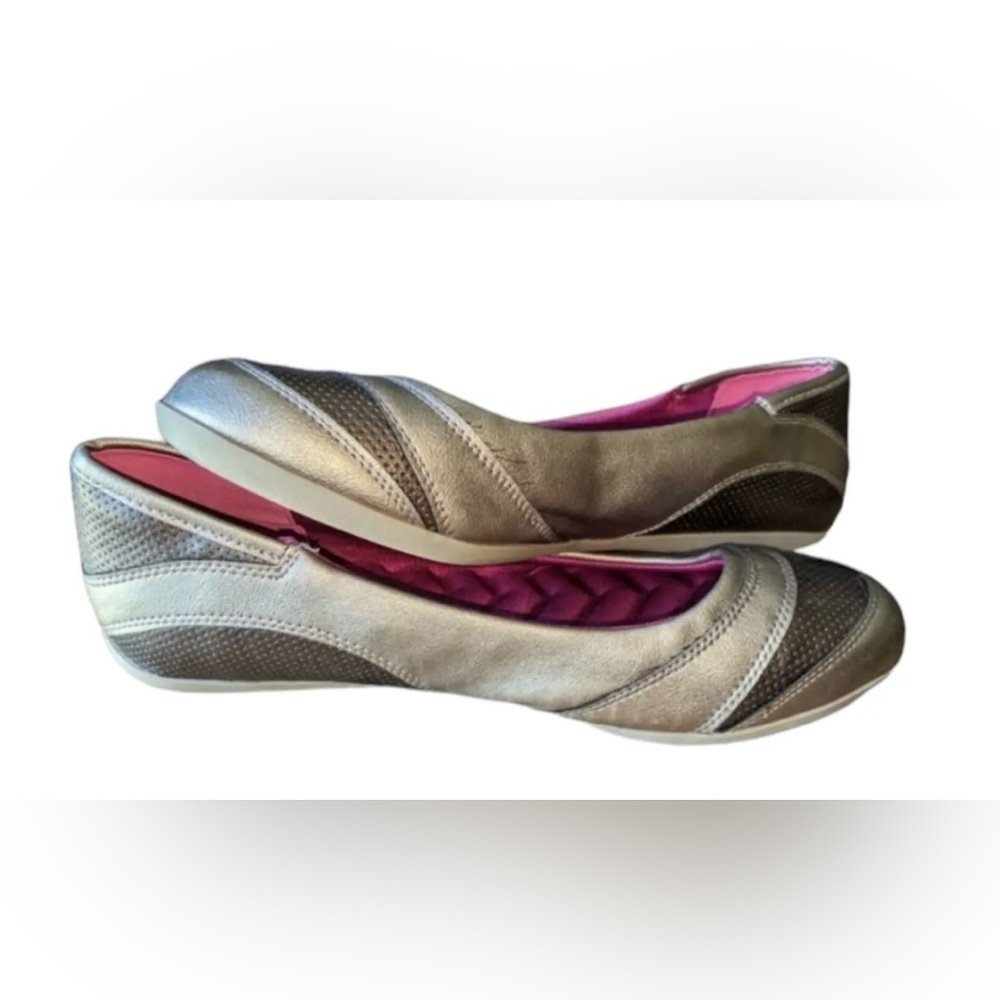 Cushion Walk By Avon Bronze Gold Slip‎ On Flats Womens 11